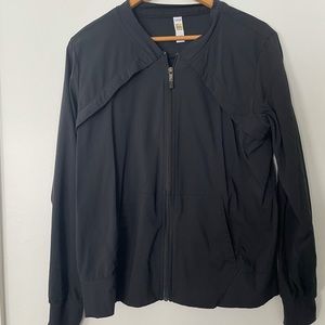 Lolë lightweight windbreaker